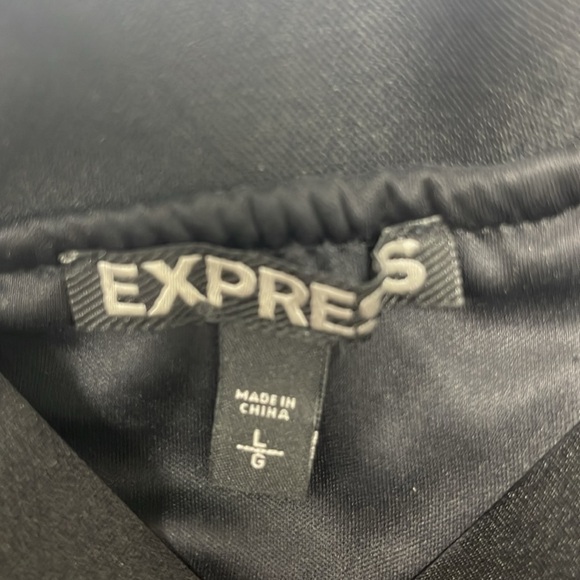 Express Black Ruffled Mini Skirt - Picture 2 of 2